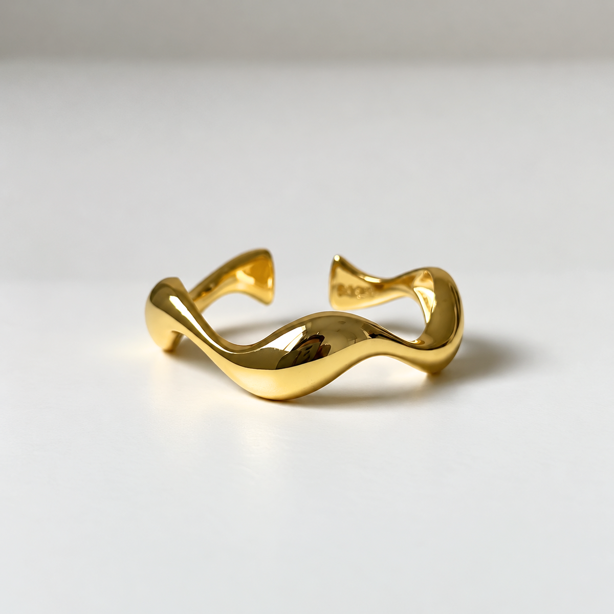 Waveform Ring