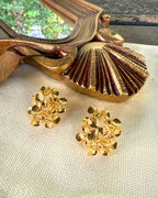 Cluster Bloom Earrings in gold – sculptural floral design
