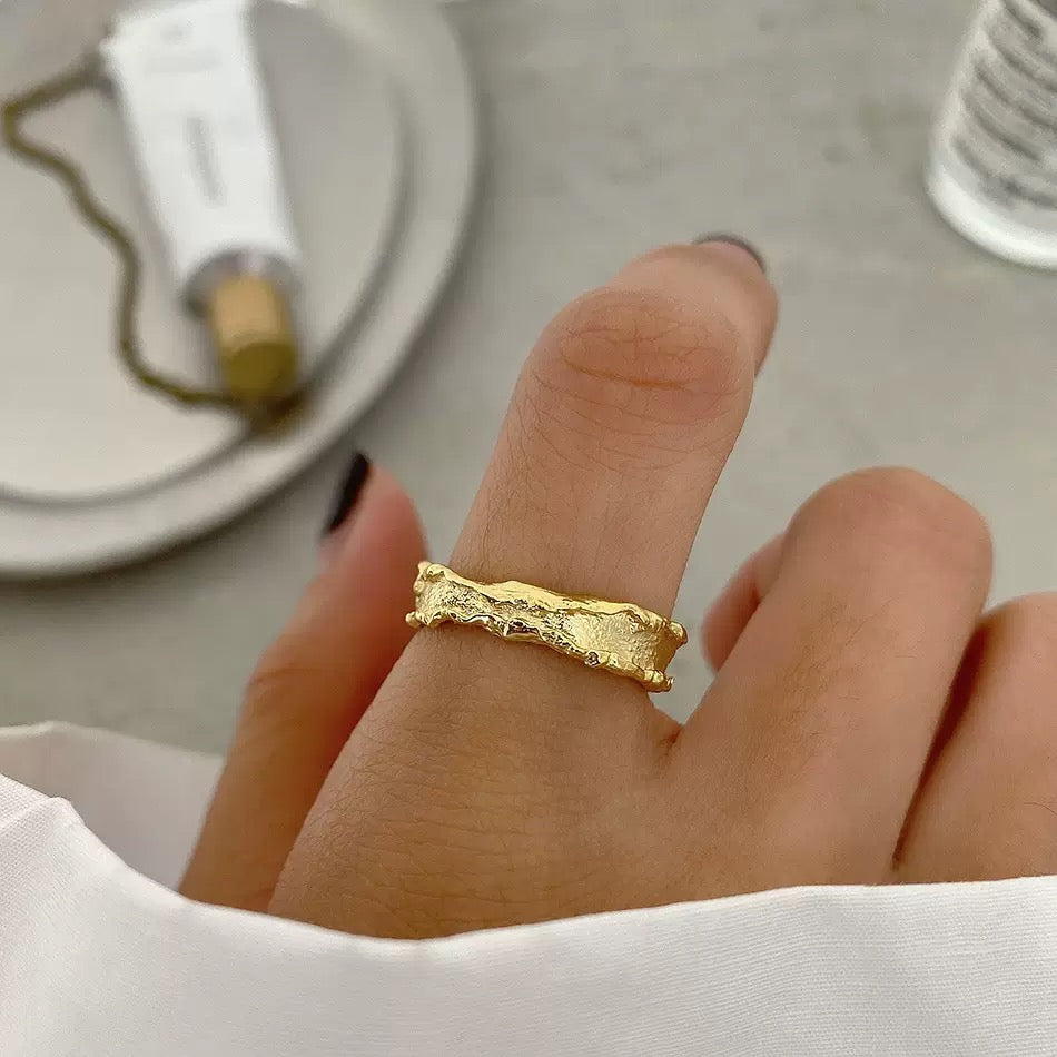 Crumpled Glow Ring
