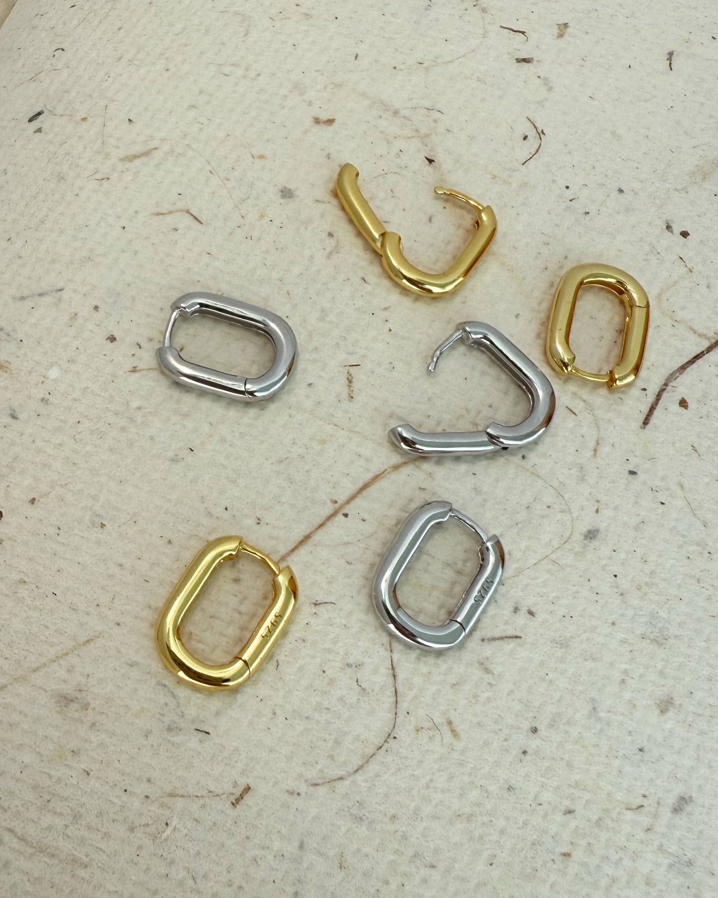 Eterna Square Hoops (Small)