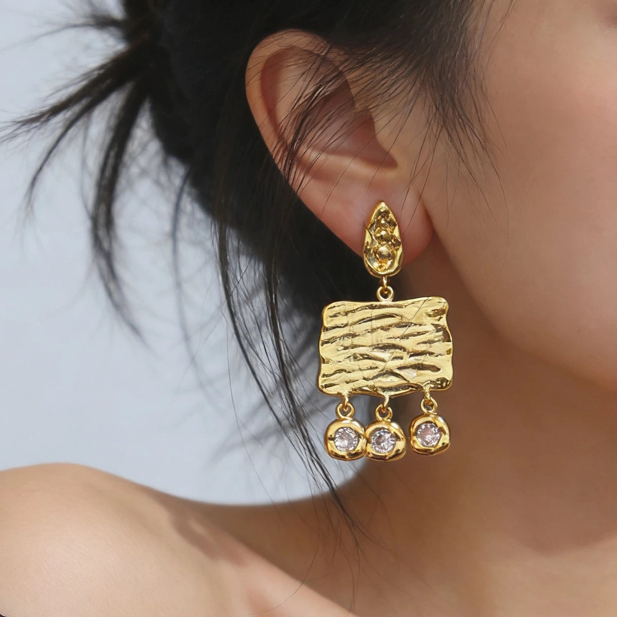 Gleam Drop Earrings