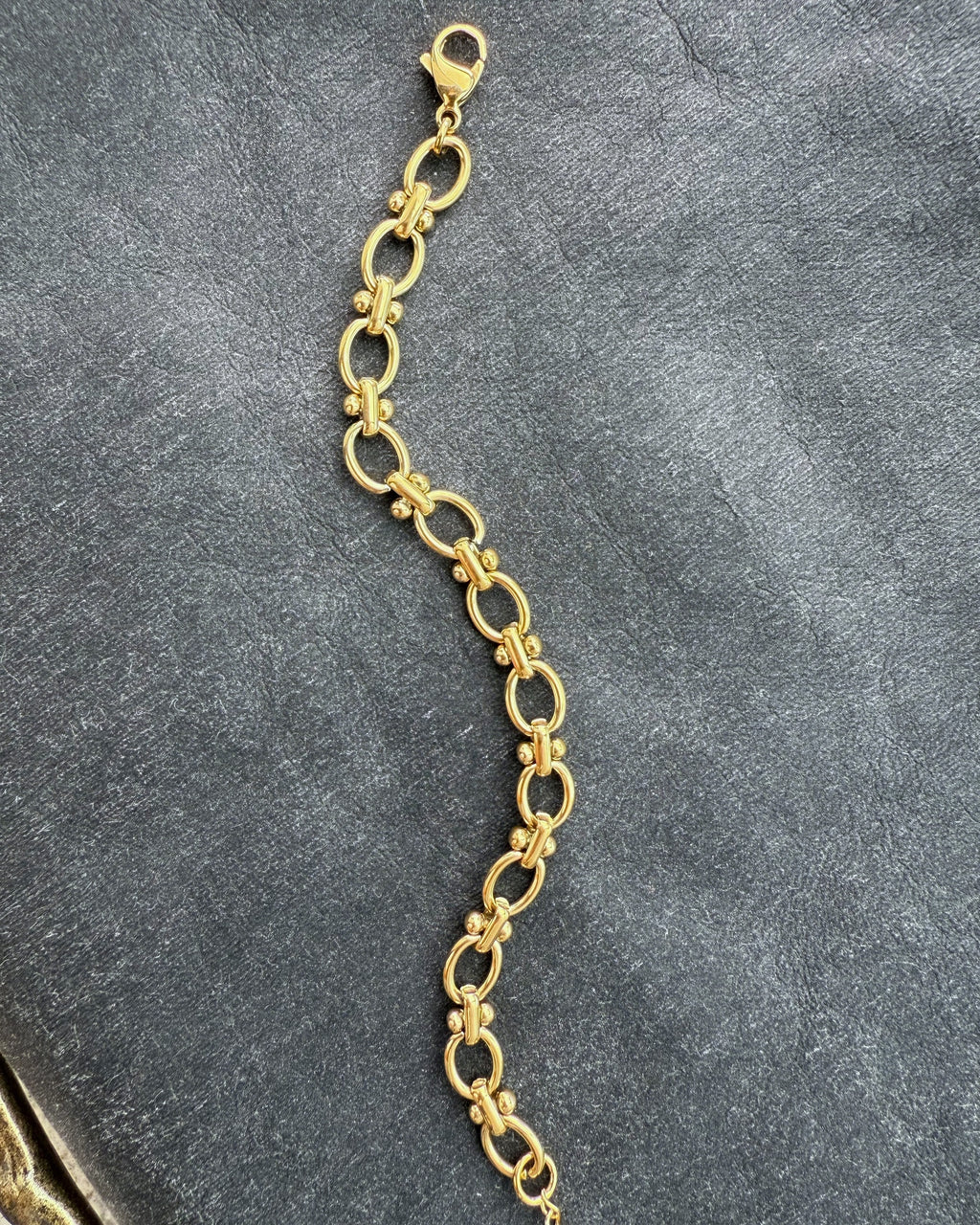 Gold oval link bracelet with halo-like bead details – Refla Halo Chain