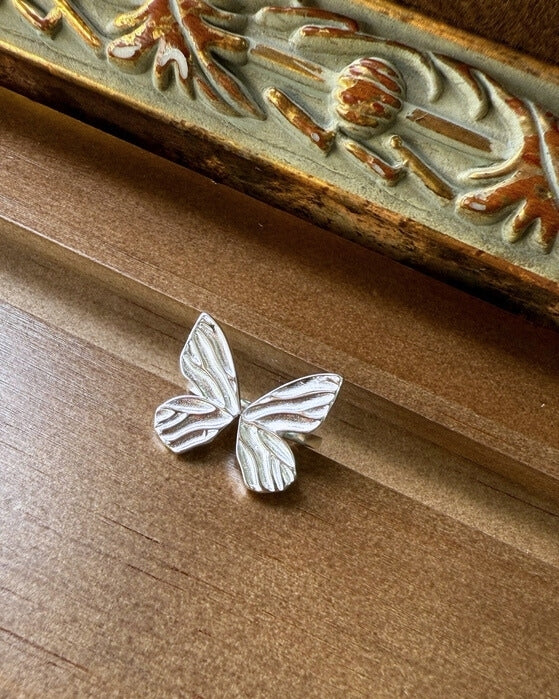 Butterfly Flow Ring