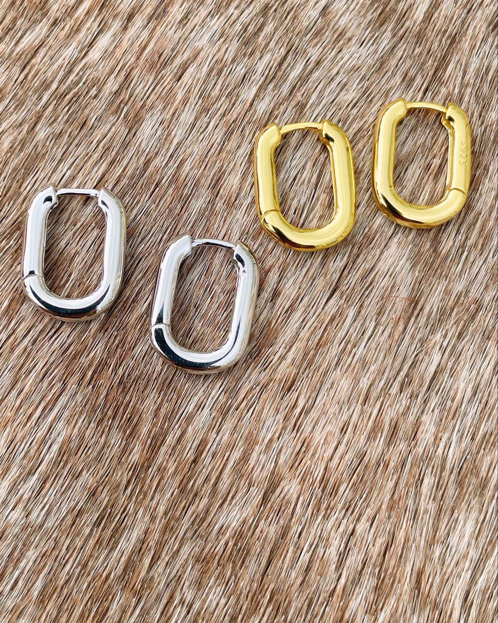 Eterna Square Hoops (Small)