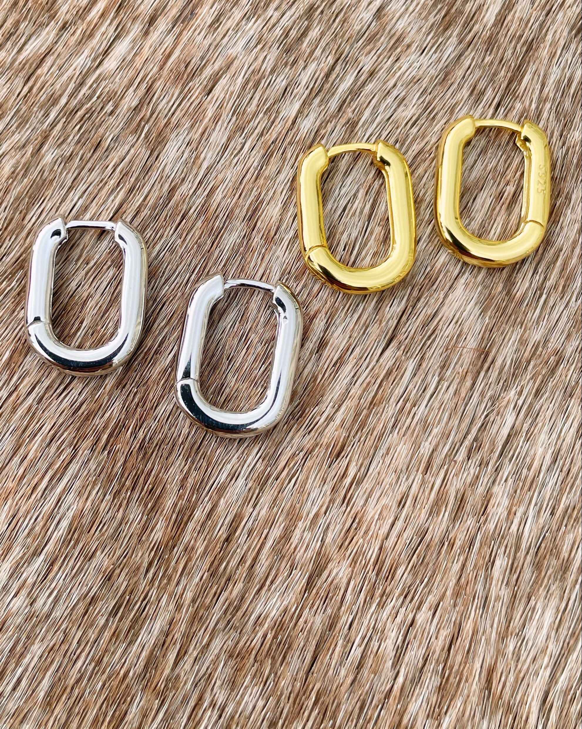 Eterna Square Hoops (Small)
